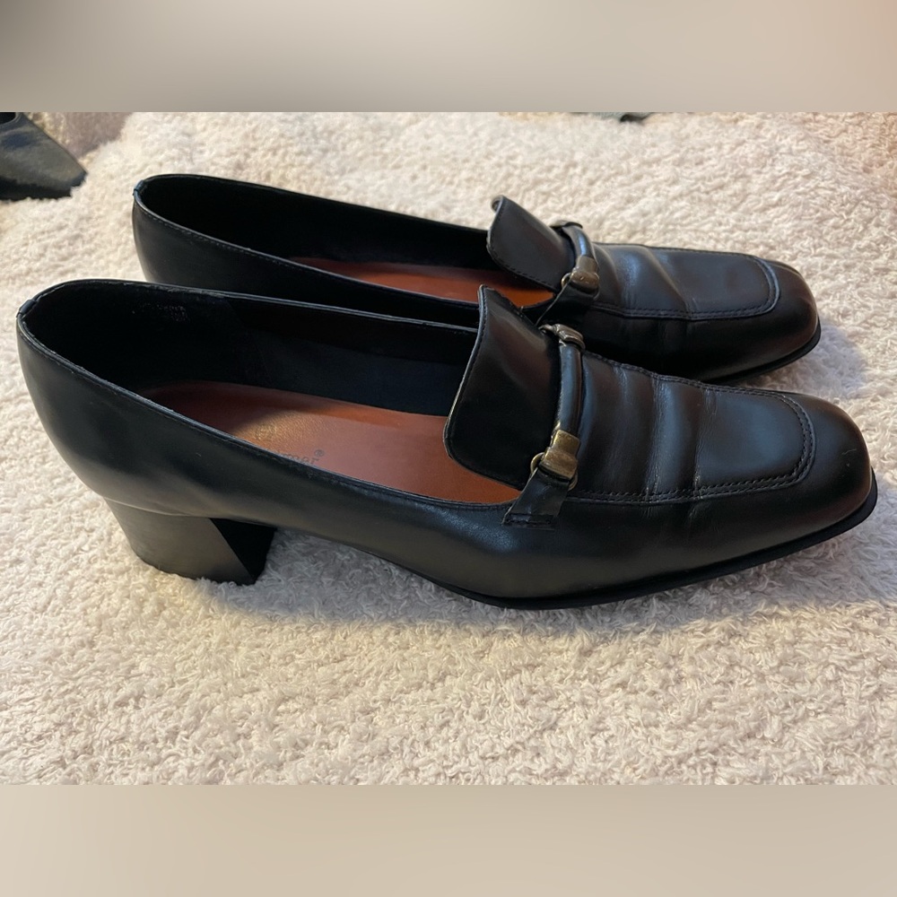 Vintage Etienne Aigner real leather shoes size 9M